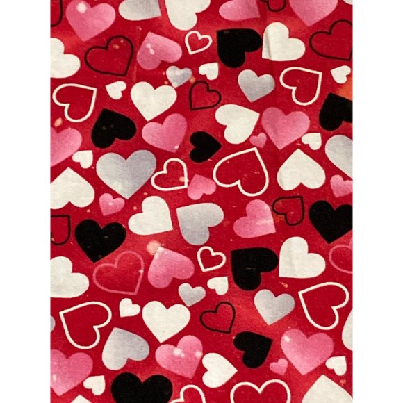 Valentine's Day Hearts Medical Scrub Top Size 2X - Picture 1 of 10